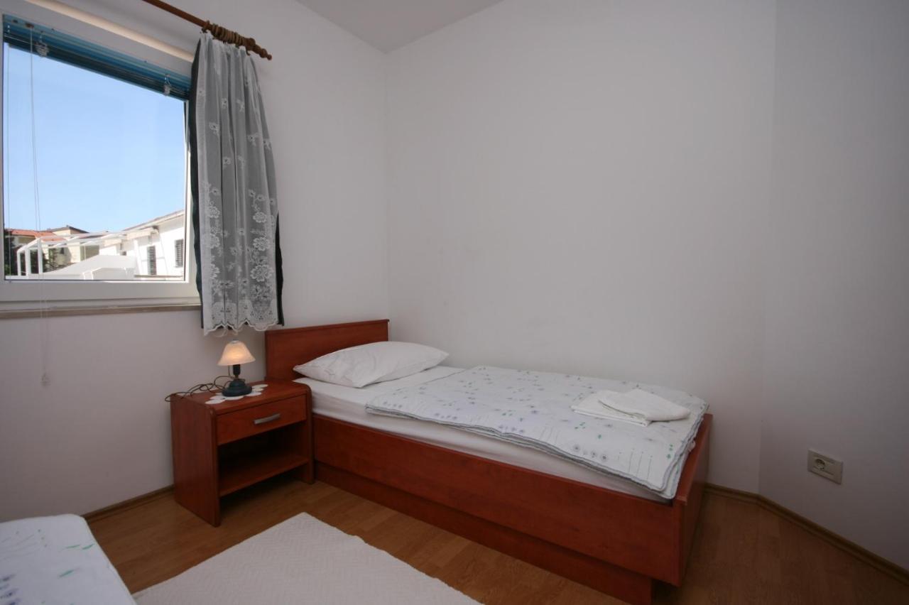 Apartment Stara Novalja 6301B エクステリア 写真